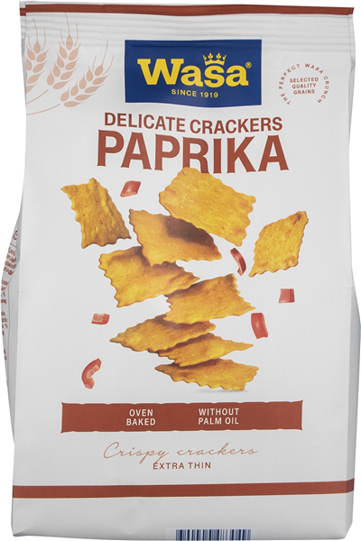 Delicate Crackers Paprika